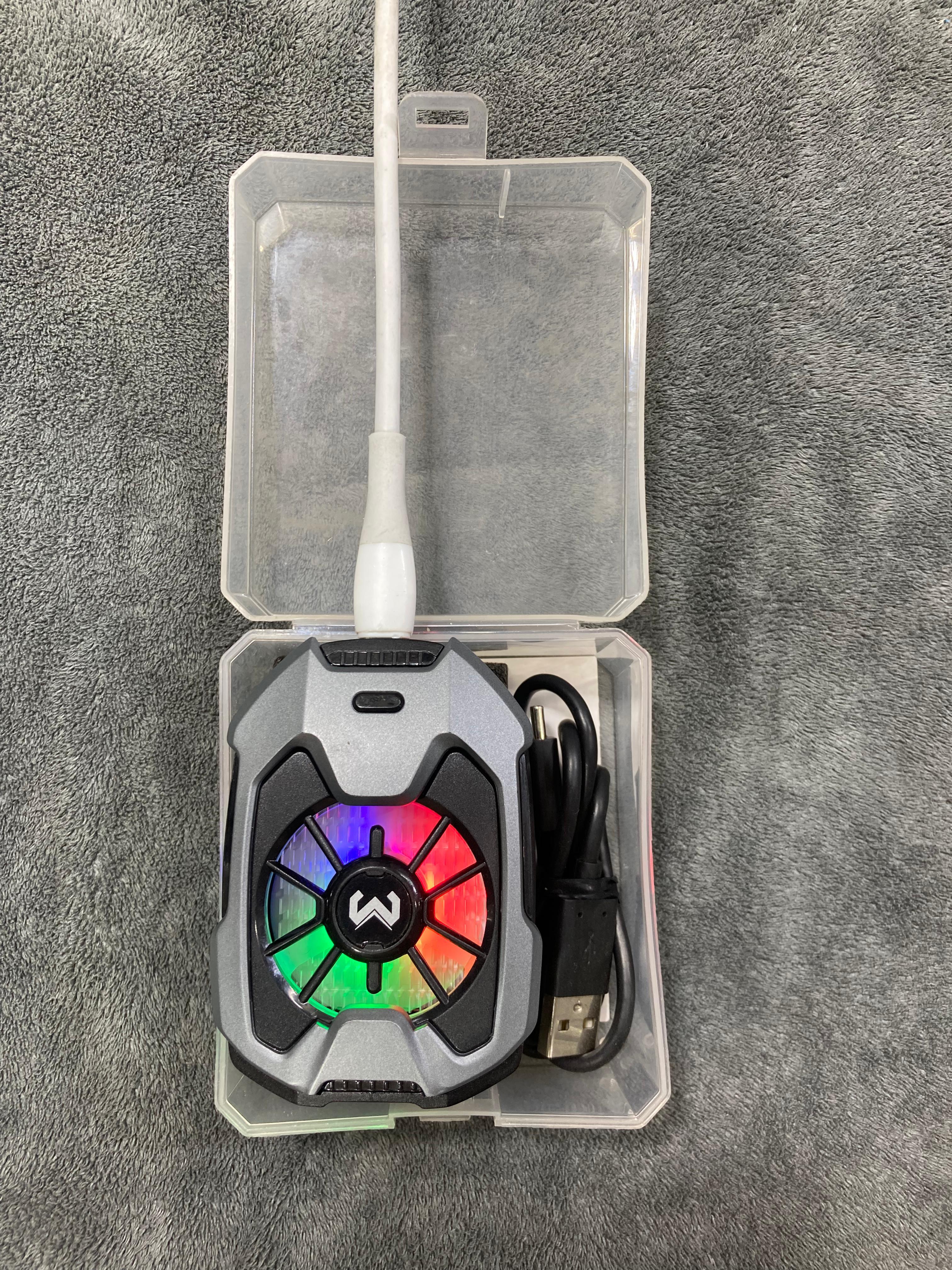 Pro Gamer’s RGB Mobile Cooling Fan
